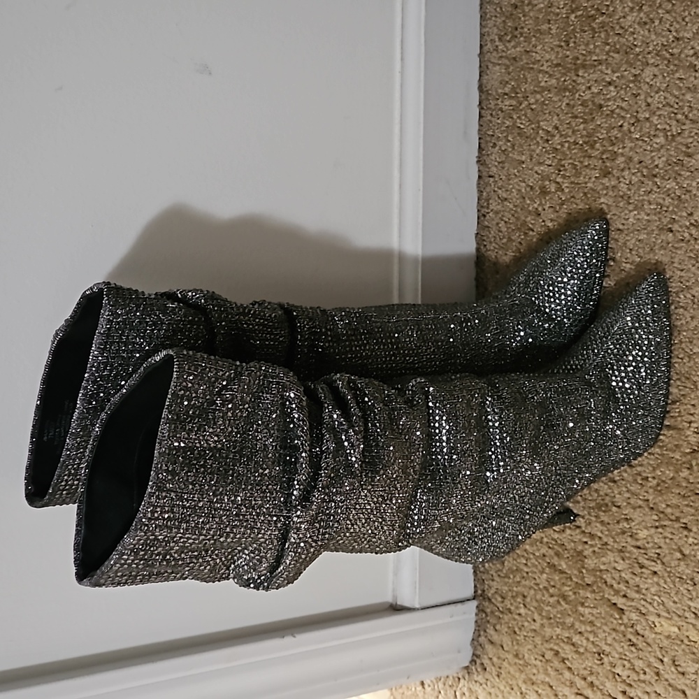 Jessica Simpson, Size 7, rhinestone boots, like new